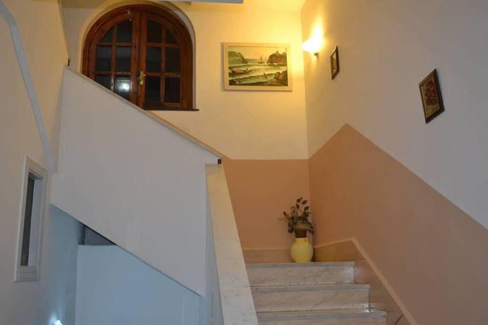 Tra I Monti Bed & Breakfast Tramonti Bagian luar foto